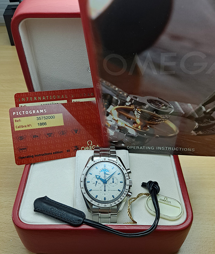 Omega Speedmaster Professional Moonphase 18K WG Bezel Ref. 3575.20